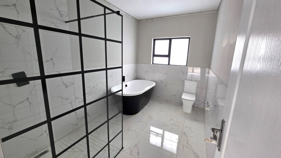 4 Bedroom Property for Sale in Melodie North West